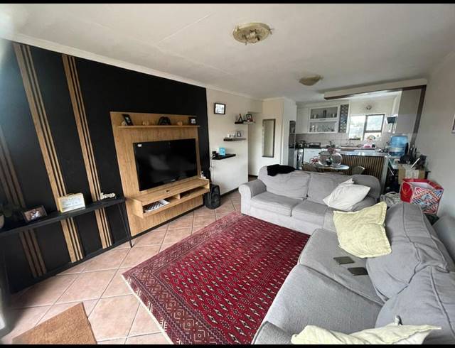 3 BEDROOM PROPERTY TO RENT IN SOUTH CREST